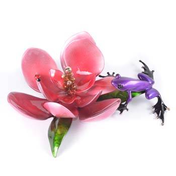 Magnolia Bronze Frog