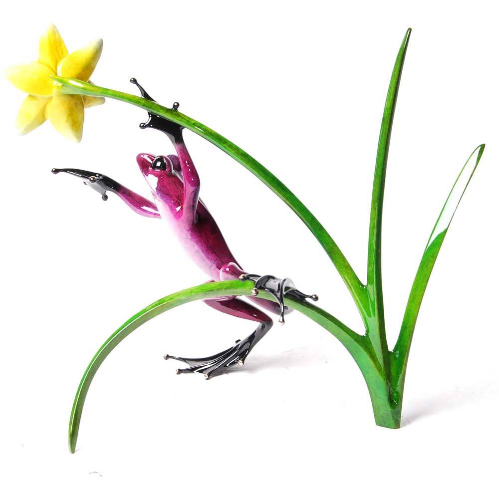 Daffodil Bronze Frog